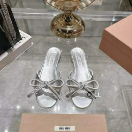Picture of Miumiu Slippers _SKUMiuMiusz35-40LL0504235